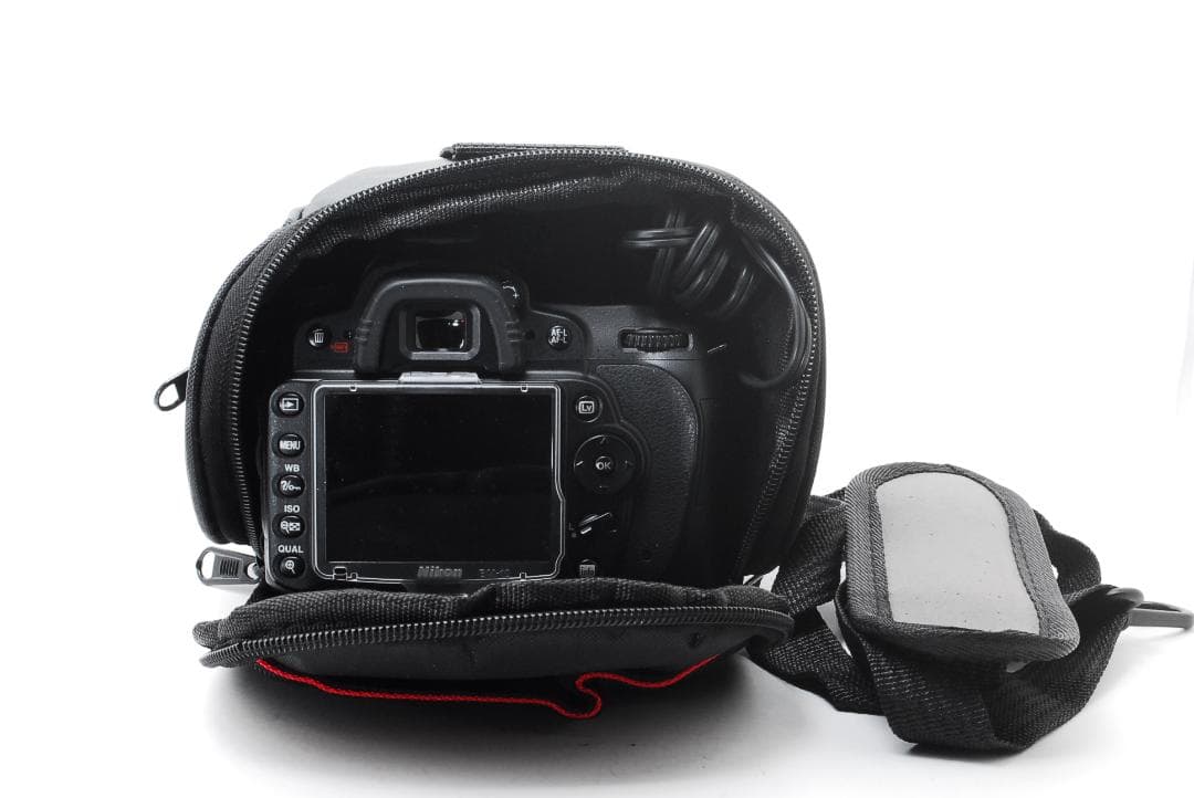 初心者安心！Nikon D90 標準VRレンズ バッグ付 - メルカリ