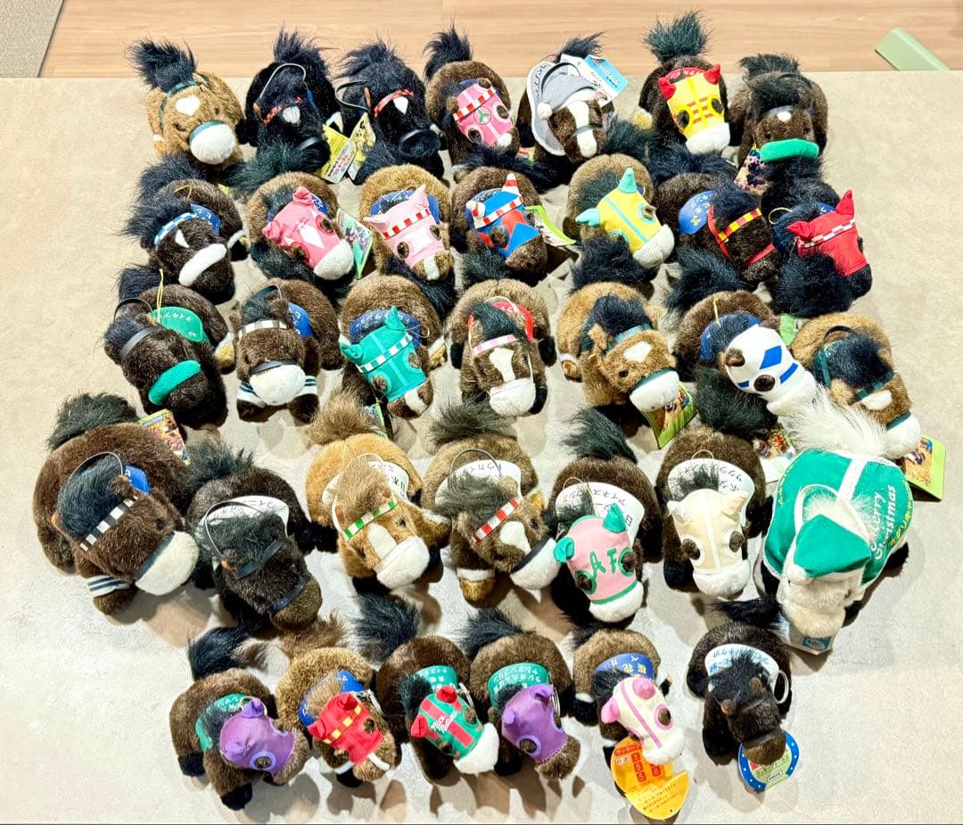 90年代競走馬ぬいぐるみ 34体 - メルカリ