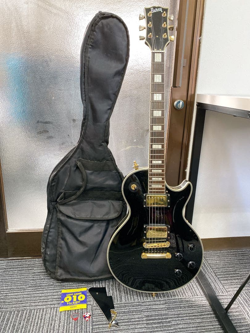＊Burny　エレキギター　ブラック×ホワイト 楽天市場】バーニー ギターの通販
