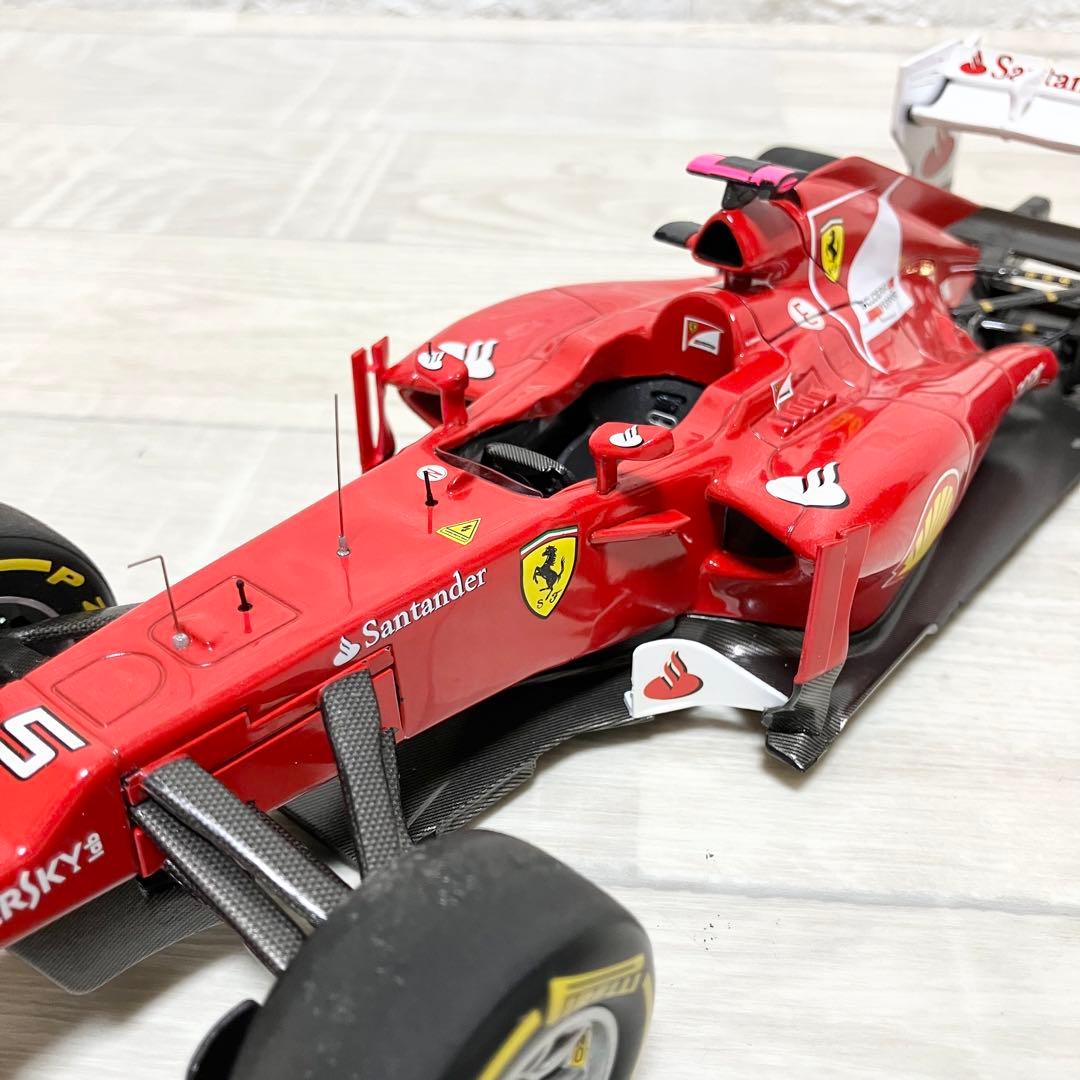 廃盤 希少 レア フェラーリ ホットウィール エリート 1/18 F2012