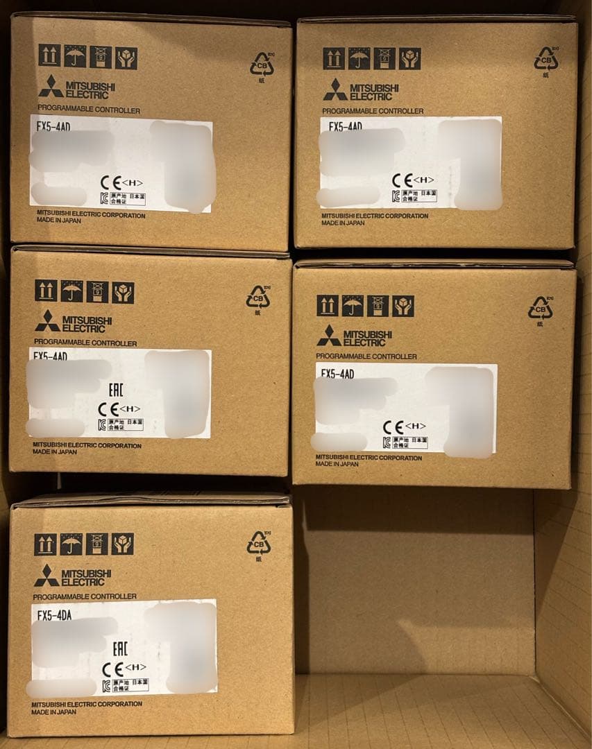 三菱電機 FX5-4AD 4台FX-4DA 1台セット シーケンサー PLC FX5-4AD Features MELSEC iQ-F Series Programmable Controllers