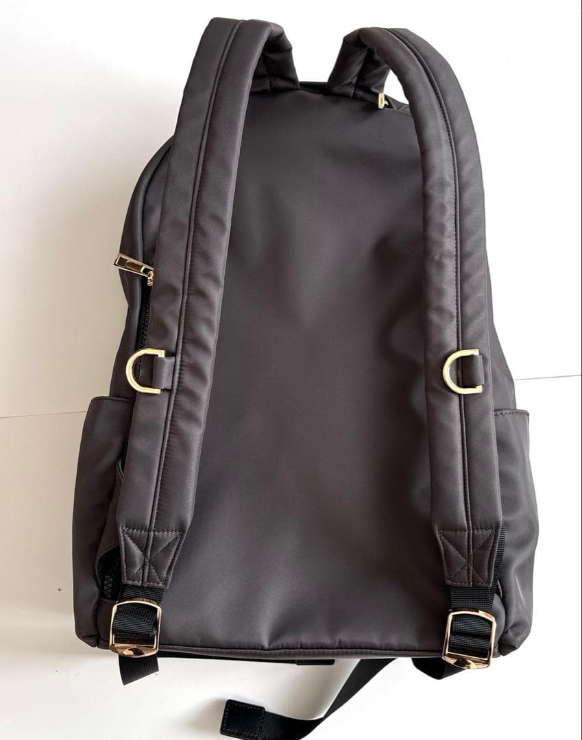 BARNYARDSTORM / キレイめ11ポケリュック2 グレー【撥水】 - メルカリ