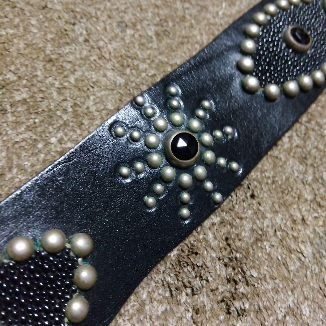 34inch HTC に似てる ピーナッツ レザー スタッズベルト 黒 - メルカリ