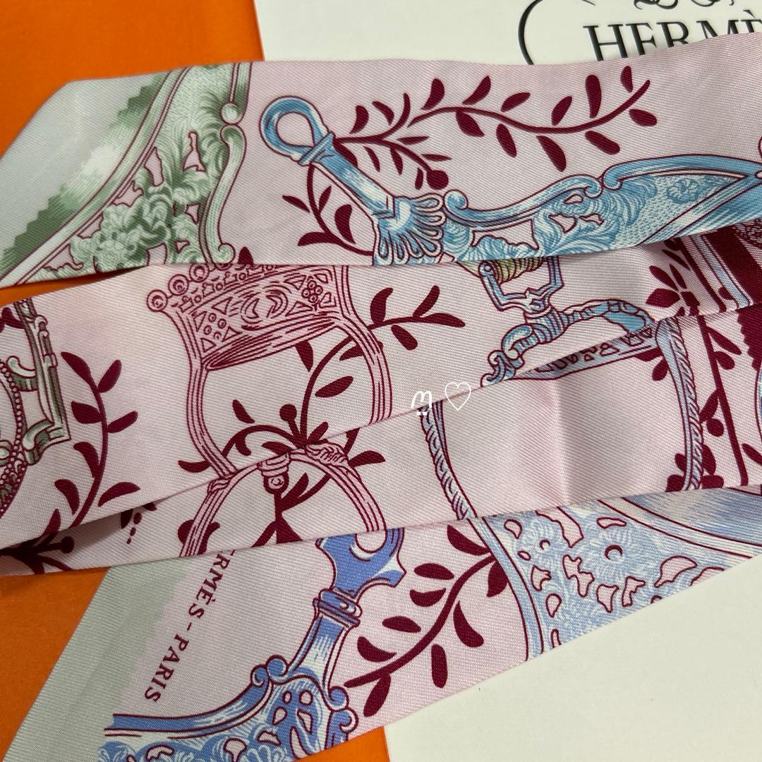 エルメス ツイリー 鎧 リミックス リボンスカーフ ETRIERS REMIX