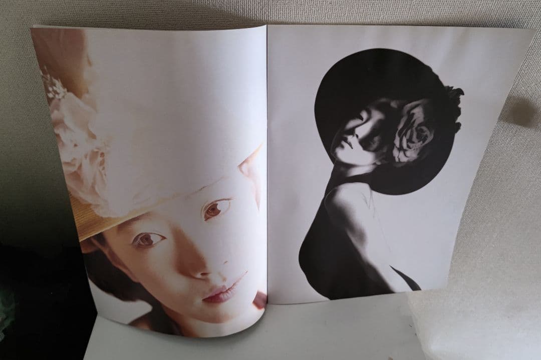 中森明菜 1998 コンサートツアー「ファム・ファタール」パンフレットぬ