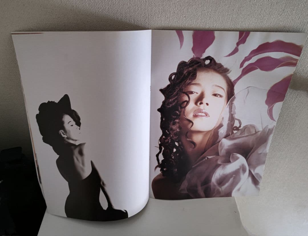 中森明菜 1998 コンサートツアー「ファム・ファタール」パンフレットぬ