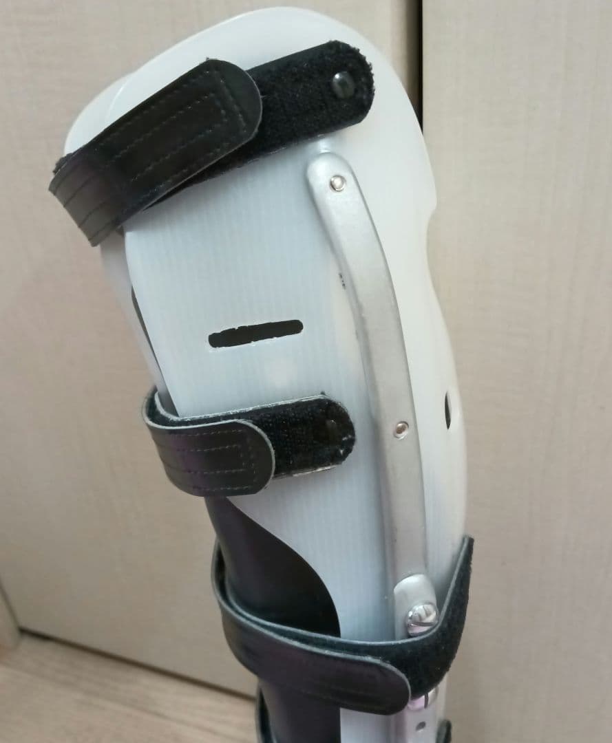 下肢装具　靴付　左足骨折　リハビリ　27.0cm