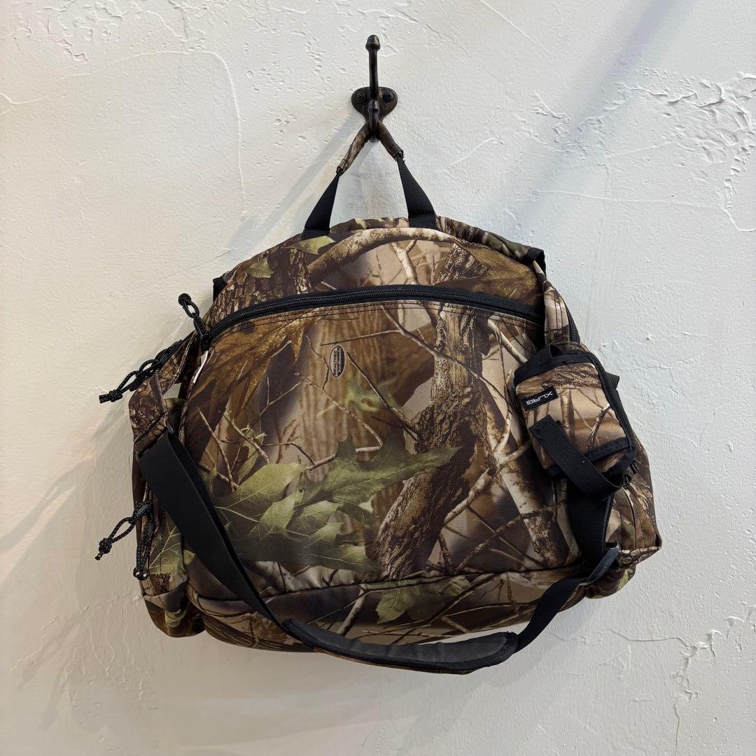 リアルツリーカモ ショルダーバック メッセンジャーバック - メルカリ