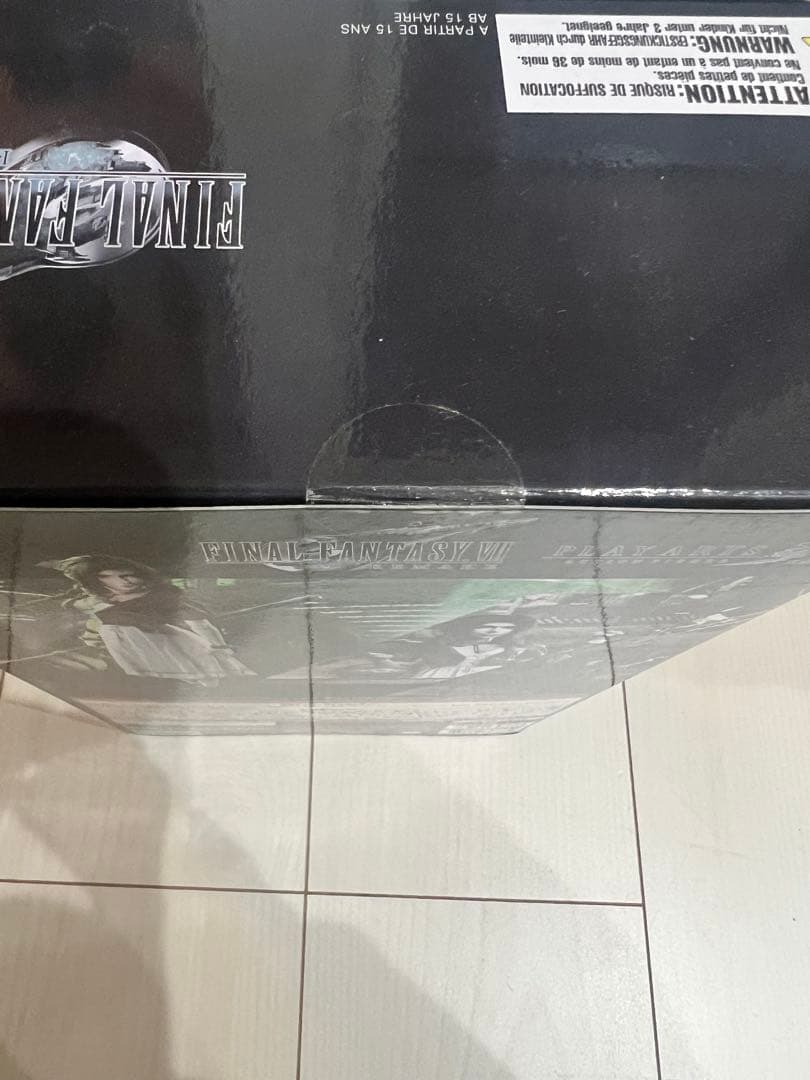 新品未開封　プレイアーツ改　エアリス