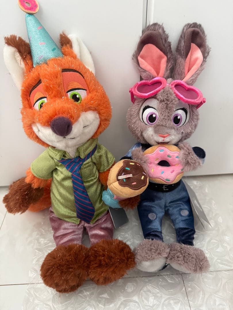 ズートピア ディズニーストア ジュディ ニック ぬいぐるみ 10周年　2体セット