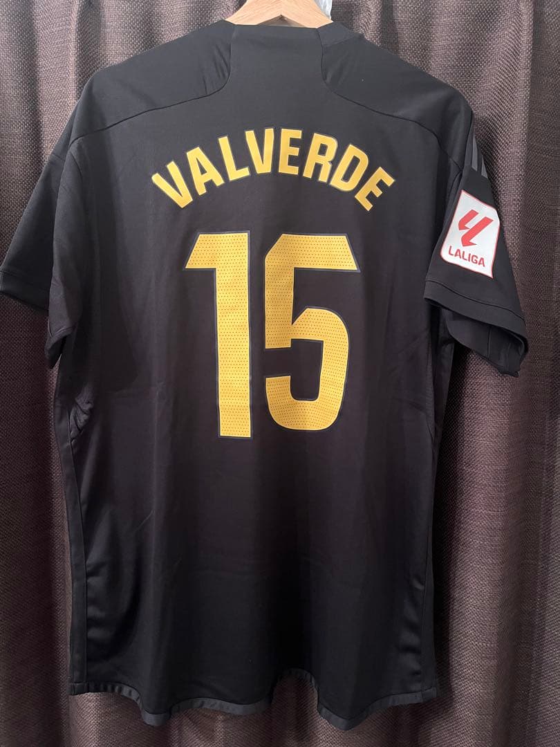 レアル・マドリード バルベルデ 15番 ユニフォーム - メルカリ