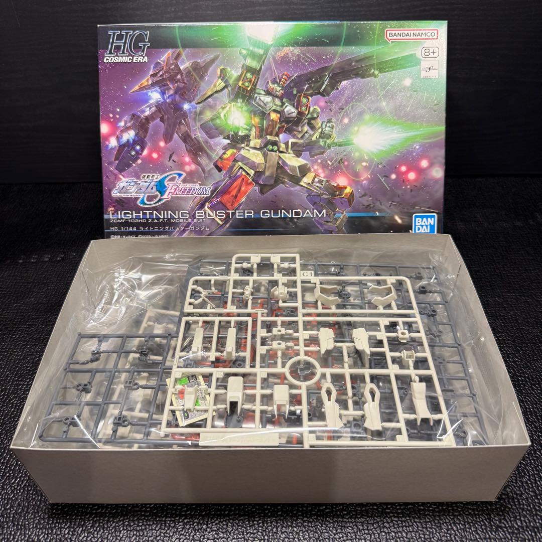 カ*タ様 【まとめ売り】ガンプラ 10点＋α ガンダム関連