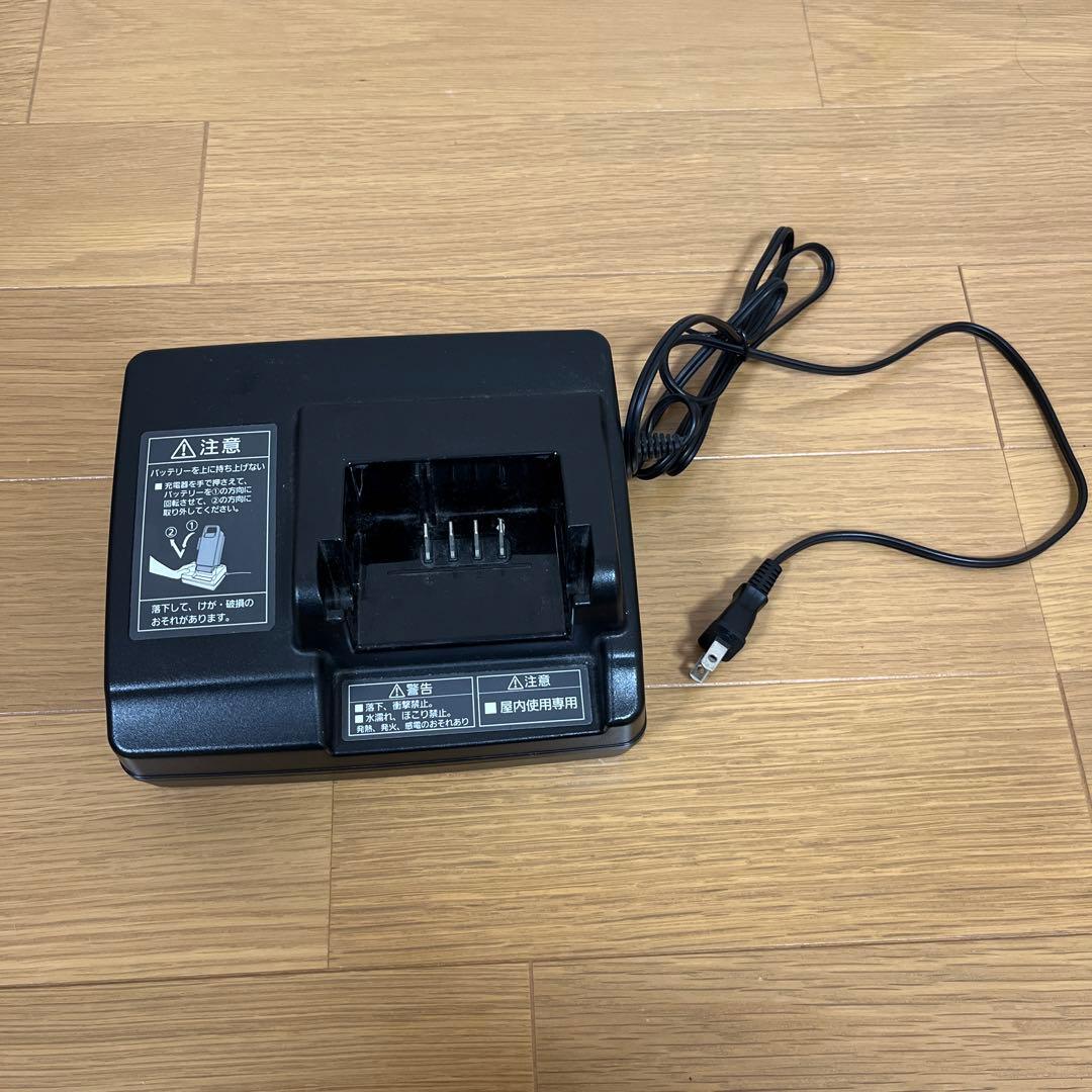 Panasonic 電動自転車用充電器 NKJ069Z1 - メルカリ