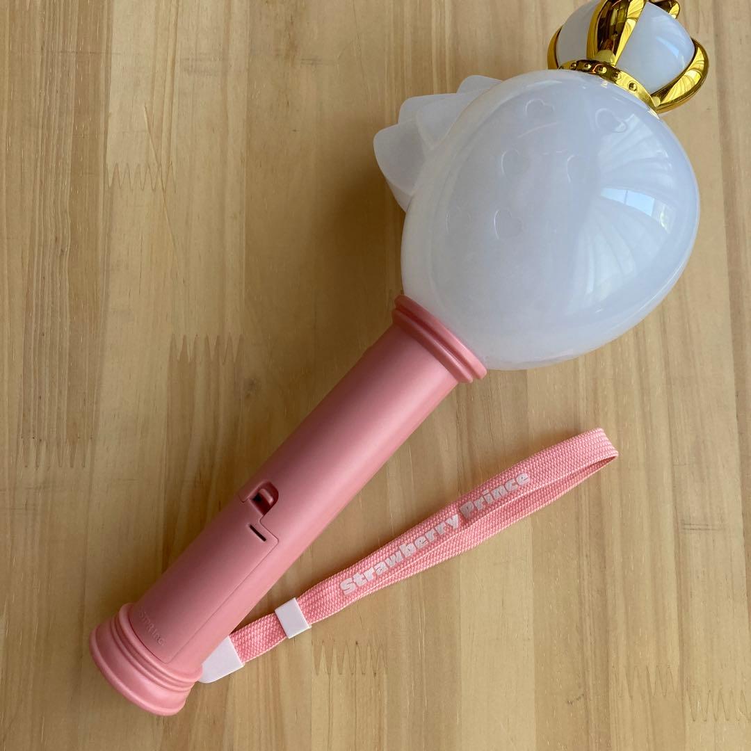 すとぷり いちごペンライト!! - メルカリ