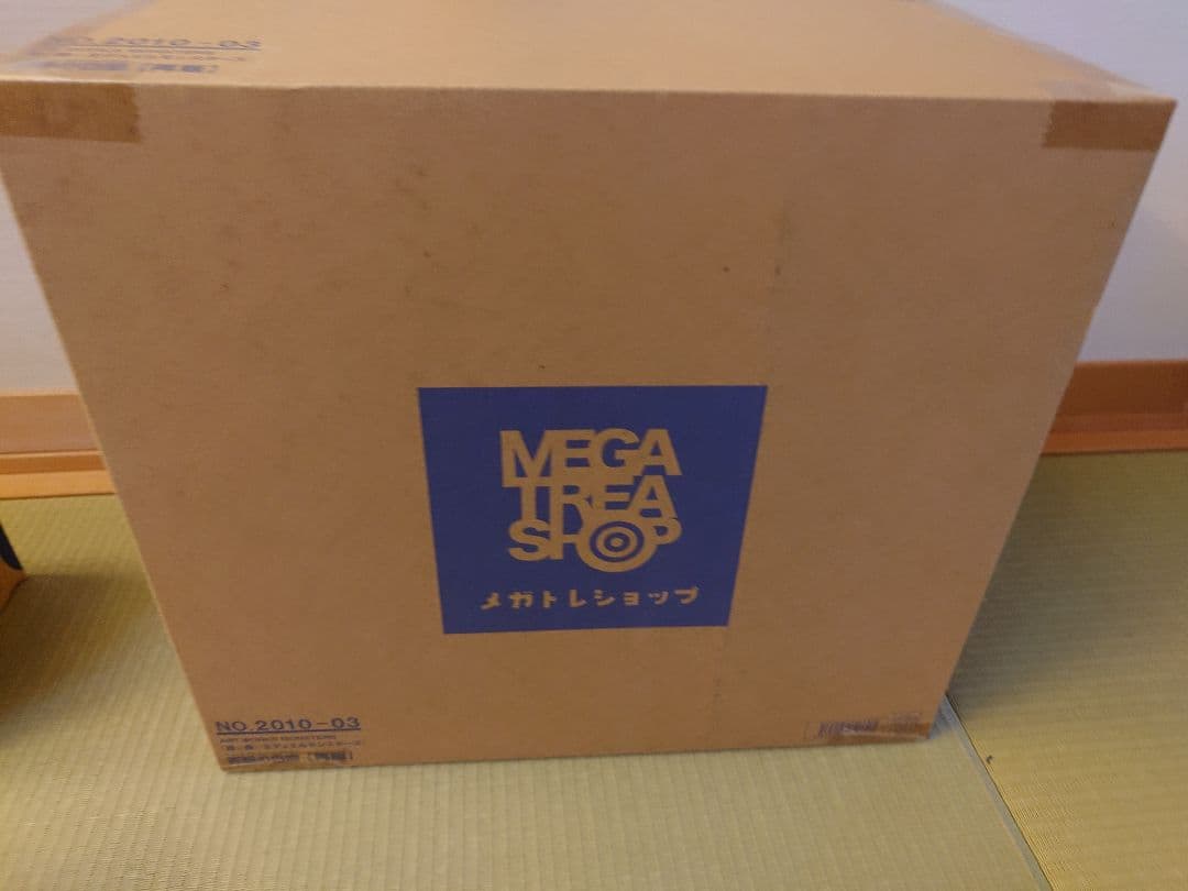 遊戯王 青眼の白龍　ART WORKS MONSTERS　フィギュア　未開封