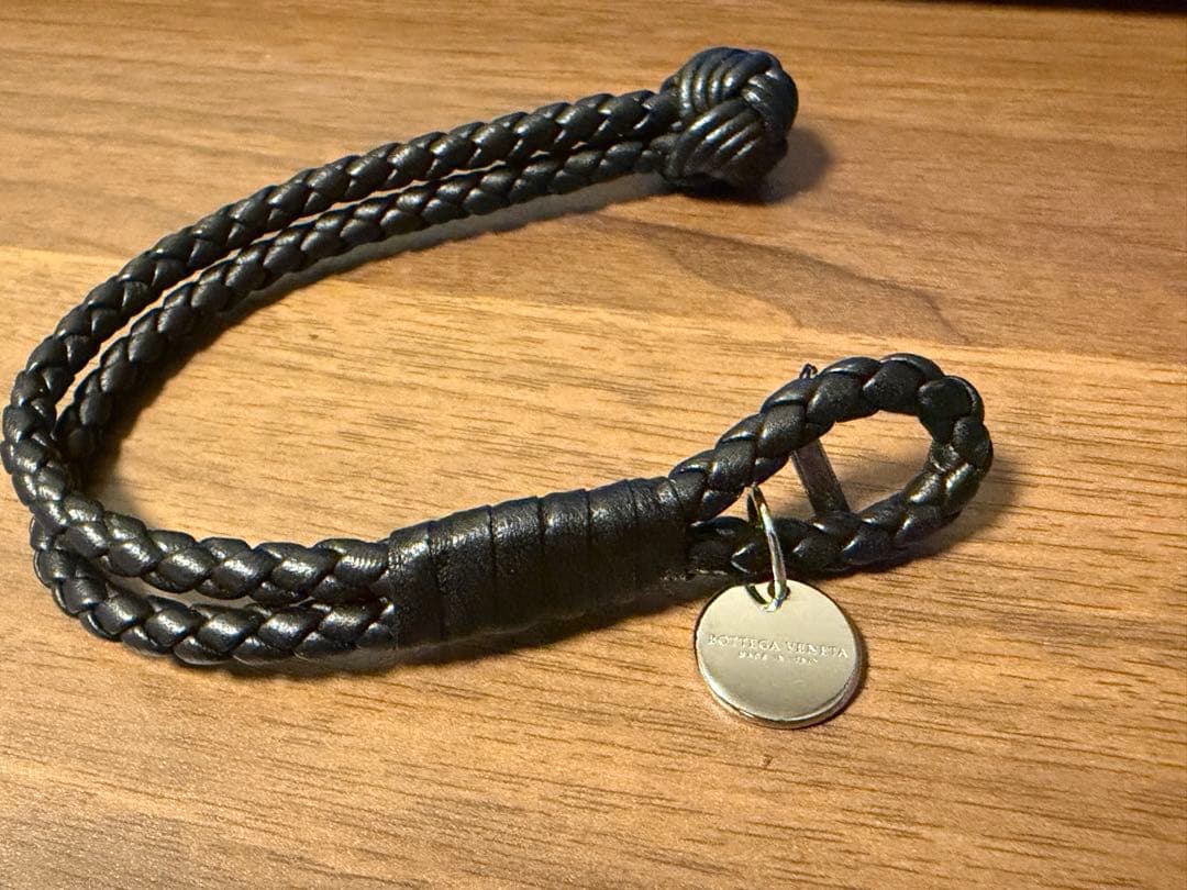 BOTTEGA VENETA ボッテガ ヴェネタ　レザーブレスレット　ブラック ボッテガヴェネタ ブレスレット メンズ レディース ブラック BOTTEGA
