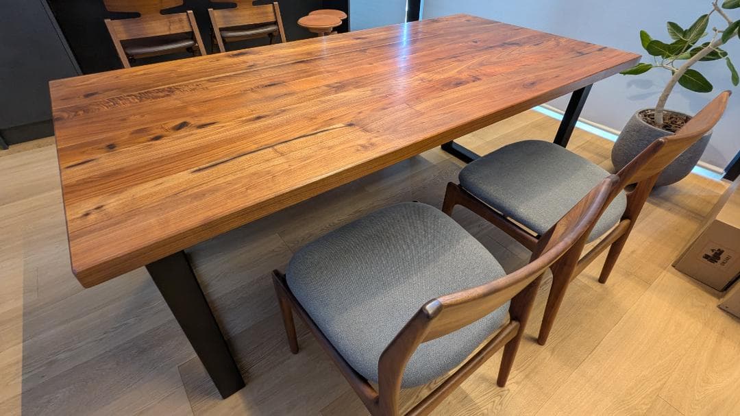 【ACTUS】 FJテーブル幅180cm[ウォールナット天然木 ウレタン塗装] 展示特価】 ダイニングテーブル 無垢材 幅180 奥行90 高さ70cm