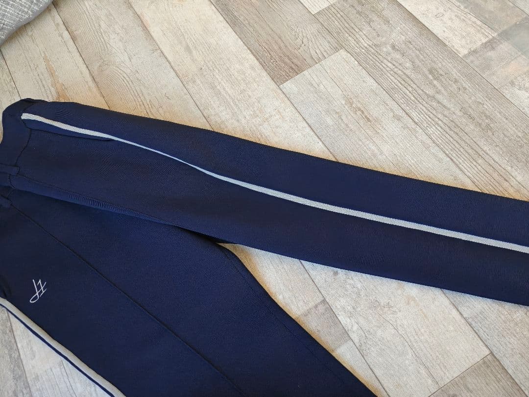 1度利用 クリーニング品 エルグワン ミラノリブニットパンツ・メンズ