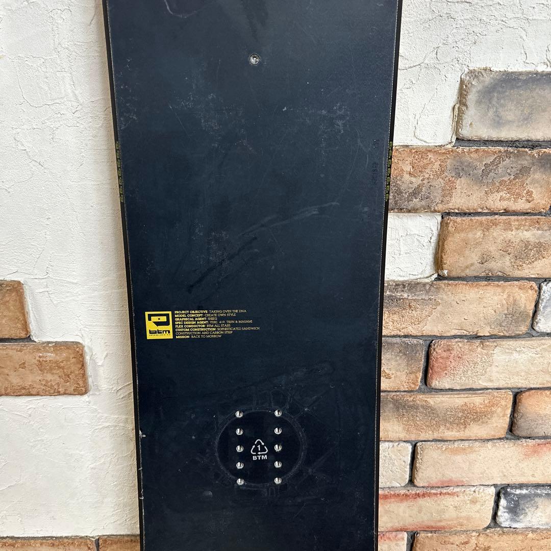 BTM スノーボード 板 158cm ブラック シンプルデザイン - メルカリ