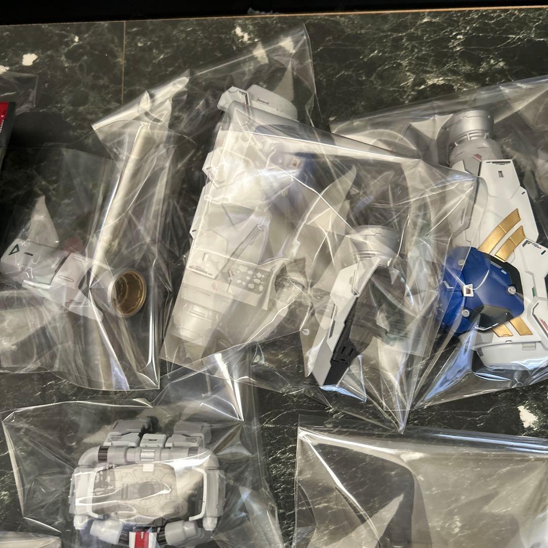 1/100 GP02 ガンダム試作2号機サイサリス　ガンプラ、プラモデル完成品