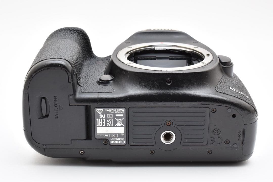 デジタルカメラ Canon EOS 5D mark III/EF 75-300/EF 35-80