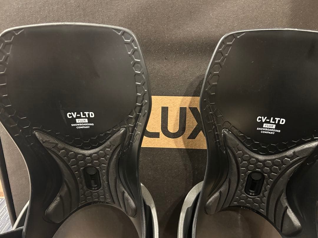 24-25 flux cv LTD Mサイズ 使用回数:リフト一本のみ - メルカリ
