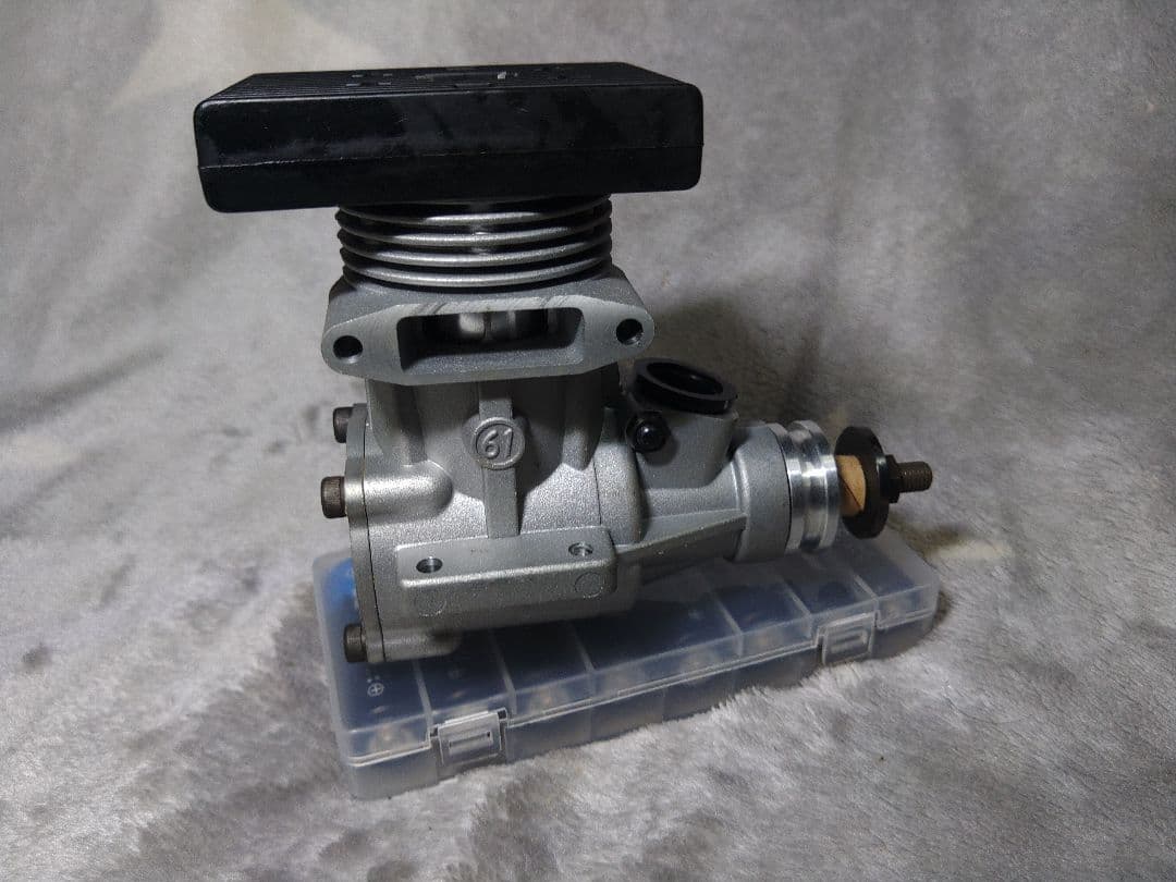 OS・MAX61SFNーHリング　ラジコンエンジン