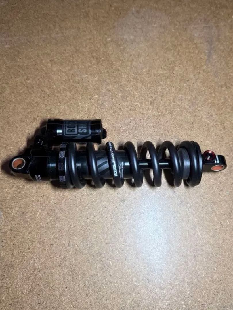 RockShox Vivid Coil 完成車外し RockShox Vivid Coil Ultimate RC2T - 210X55 - C1 – The Lost Co.