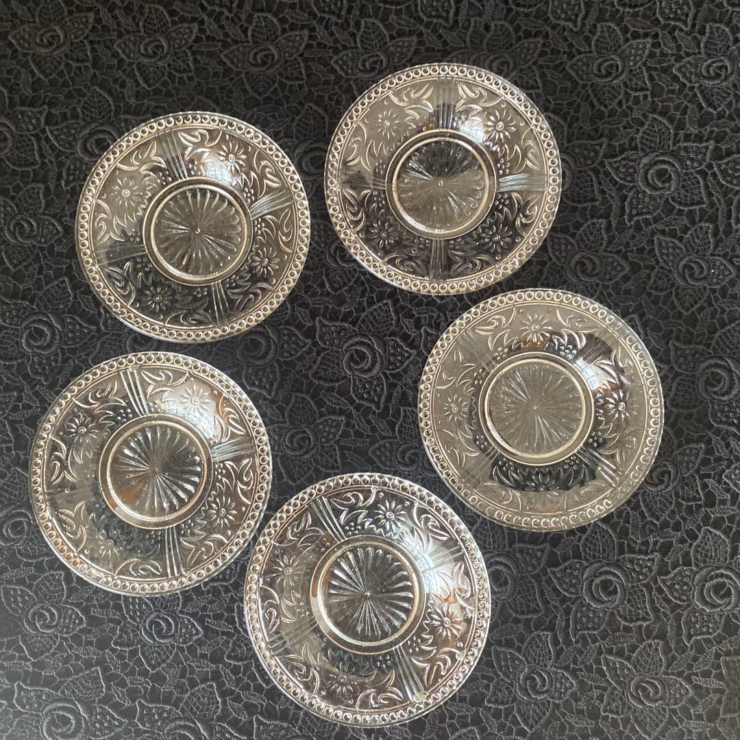 大正戦前　プレスガラス 皿 豆皿 プレート 菓子皿 骨董和ガラス古ガラスウラン アンティーク ガラス器 明治〜大正期 古手のプレスガラス 豆皿 レース