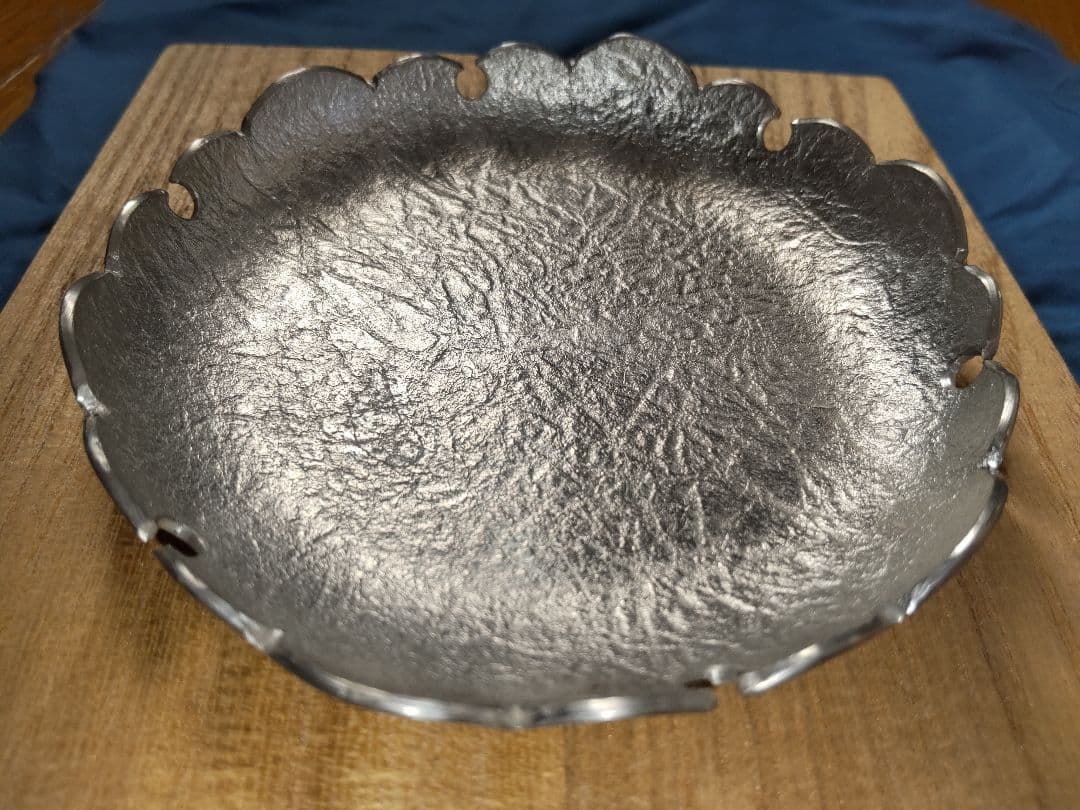 清課堂 鋳銅【竹に雀】香立＆錫【石目雪輪】皿 共箱付属 - メルカリ