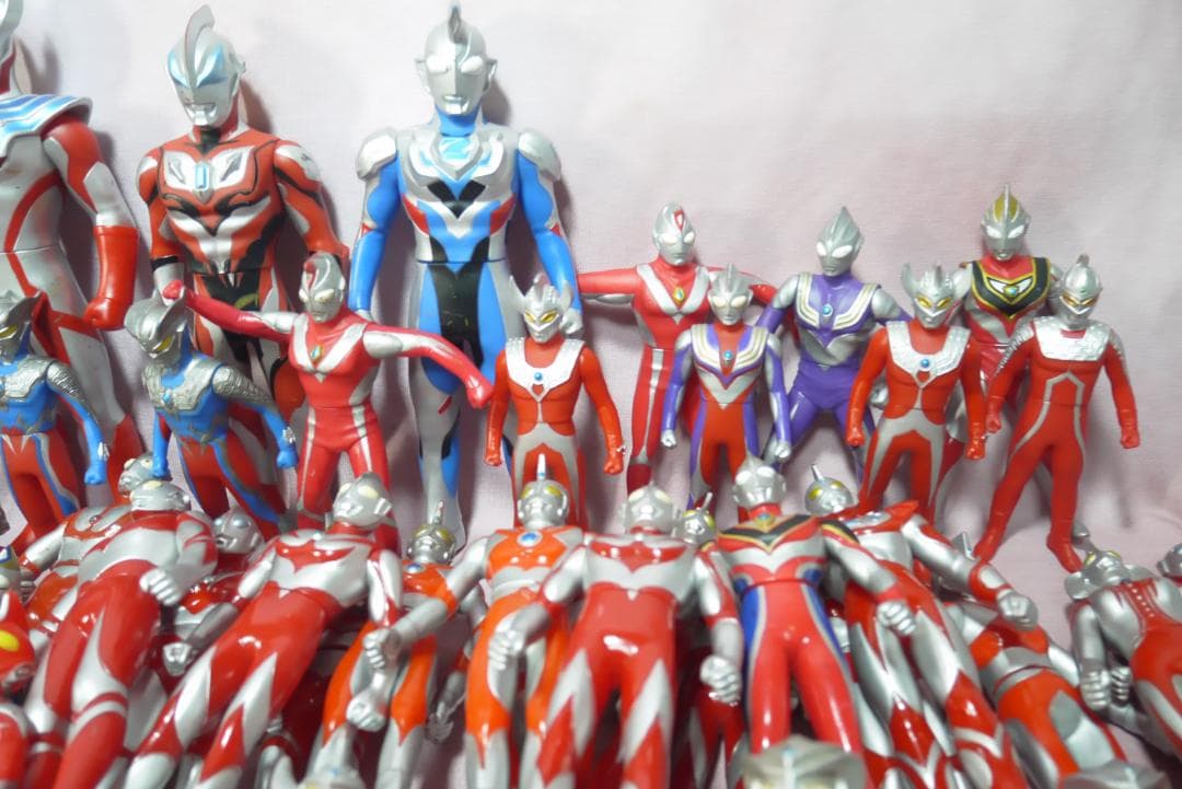 ウルトラヒーローシリーズ　ビッグサイズソフビ　など　175体