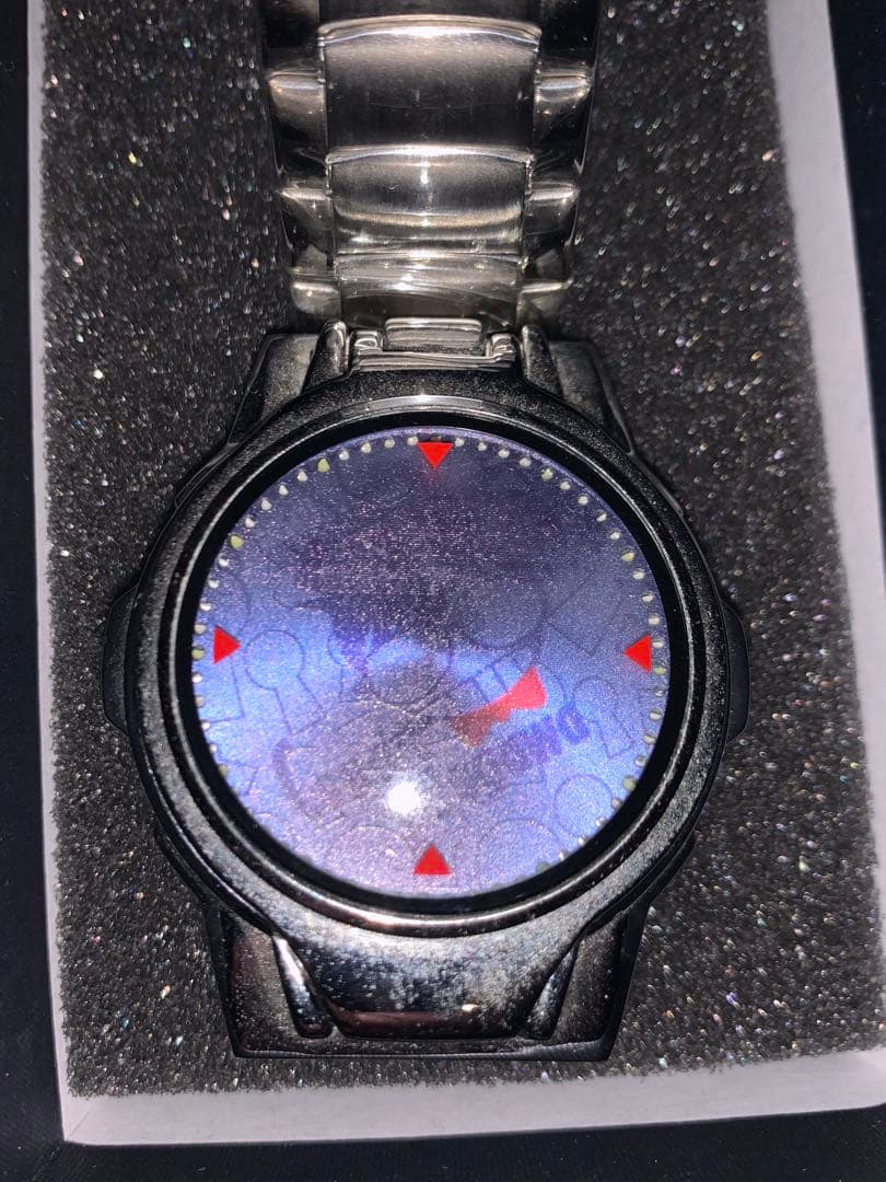 海外限定の腕時計型麻酔銃