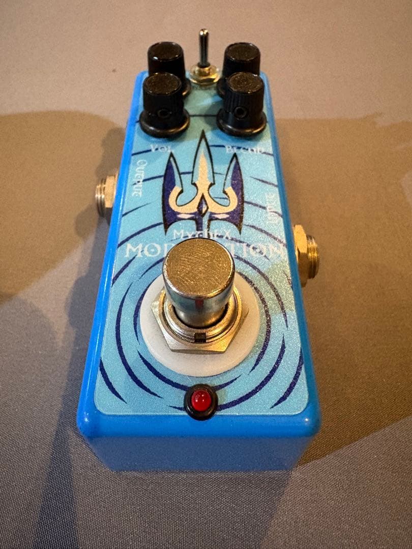 Mythfx Triton Modulation Pedal 美品