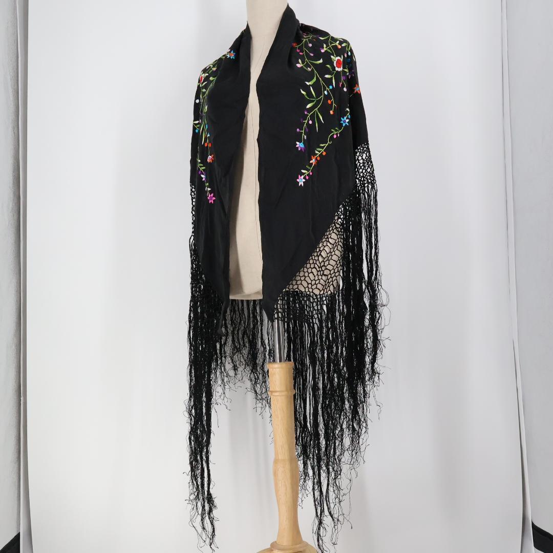 フラメンコ衣装】ブラック シージョ マントン フレコ 黒 花柄 赤 刺繍