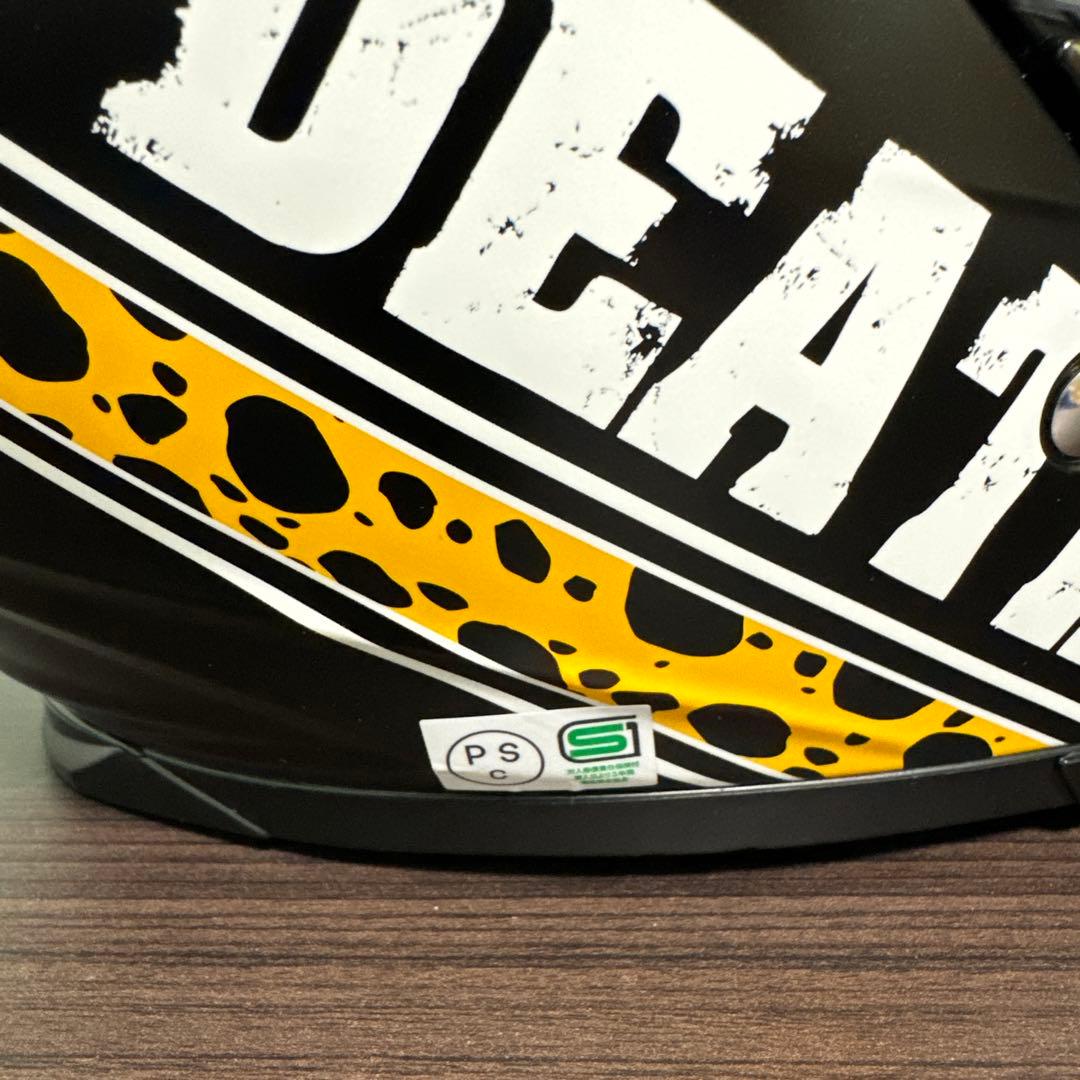 OGK AFFID ONE PIECE トラファルガー・ロー ヘルメット - メルカリ