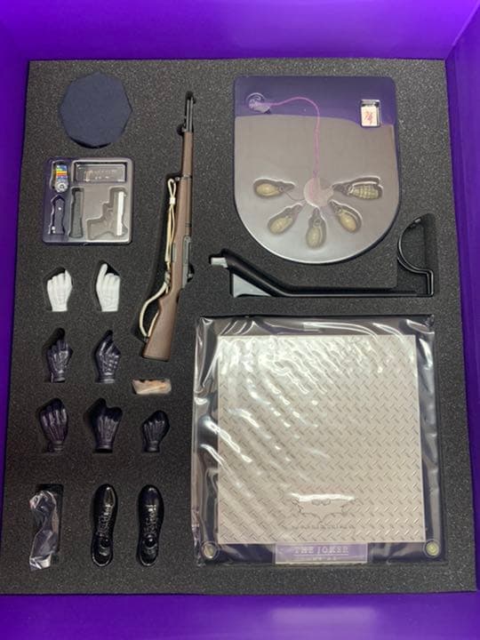 ホットトイズ　ダークナイト ジョーカー