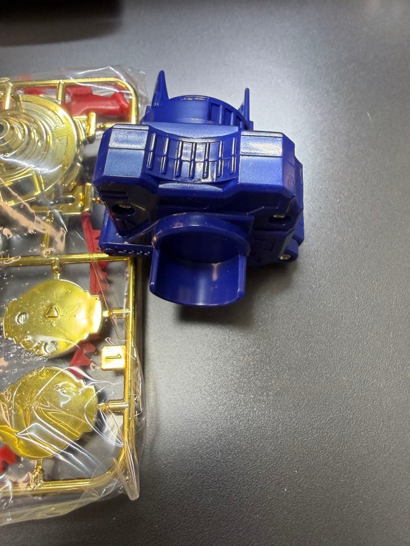 お*た様 【激レア】非売品ベイブレードドラグーンS 金メッキ コロコロ