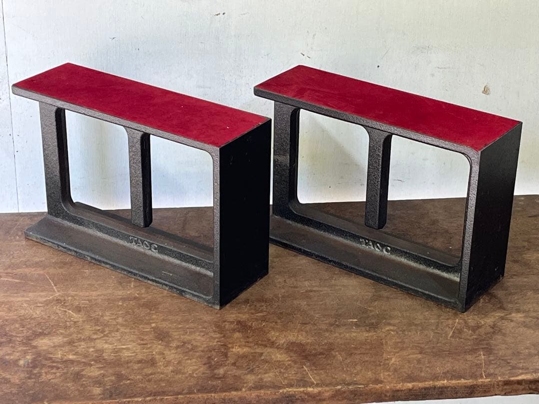 ①古いTAOCスピーカースタンド 鋳鉄製 赤クッション付き2個 Yahoo!オークション -「taoc スピーカースタンド」の落札相場・落札価格