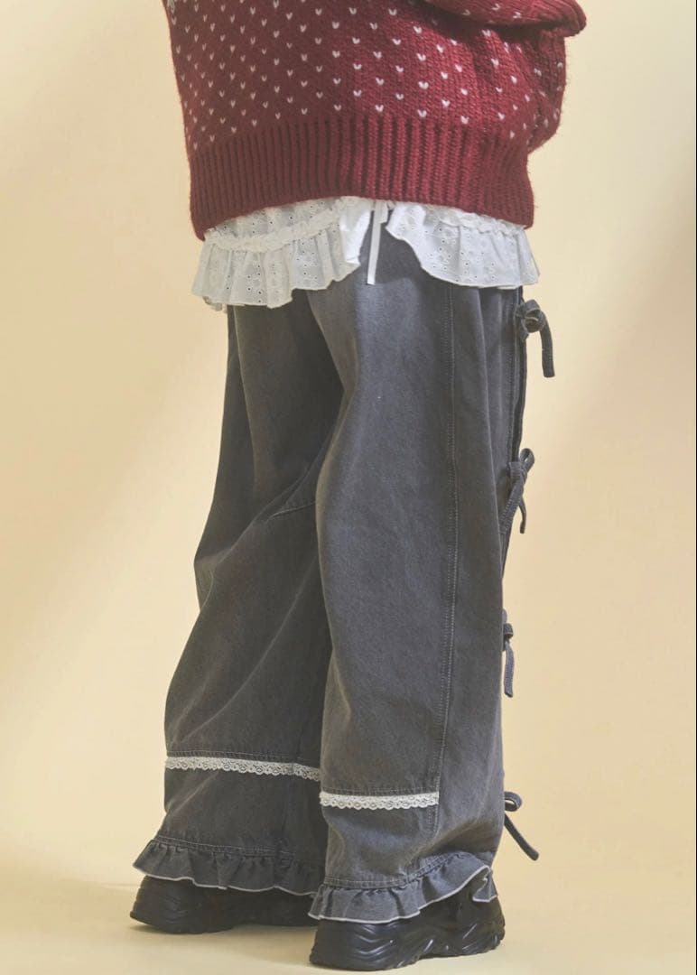 メリージェニー バレルレッグリボンデニムパンツ グレー - メルカリ
