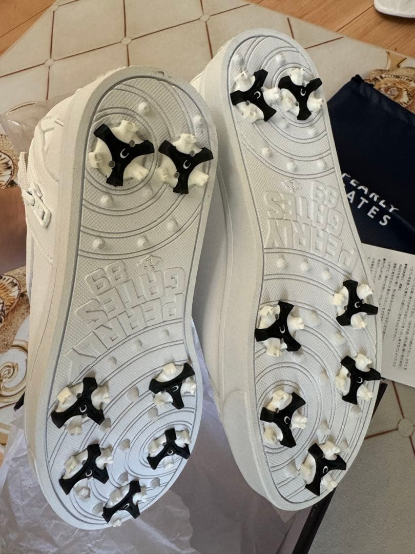 高島屋新品未使用箱袋付PEARLYGATES ホワイト23.5cm¥14000 - メルカリ