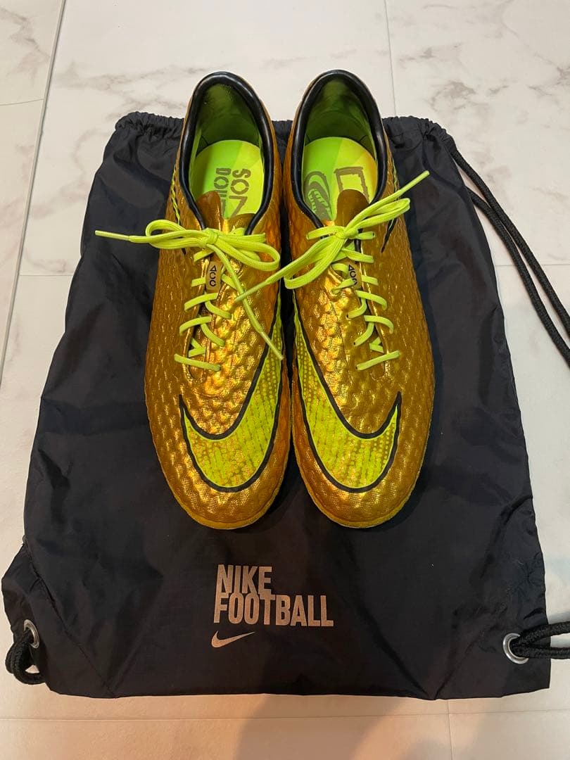 NIKE ハイパーヴェノムファントム ネイマールモデル ゴールド×イエロー