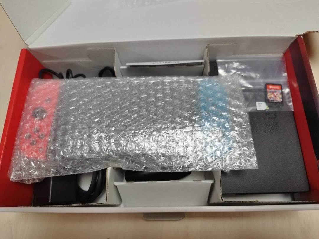 中古 Nintendo Switch 本体 オマケ付き マリオカート8 - メルカリ