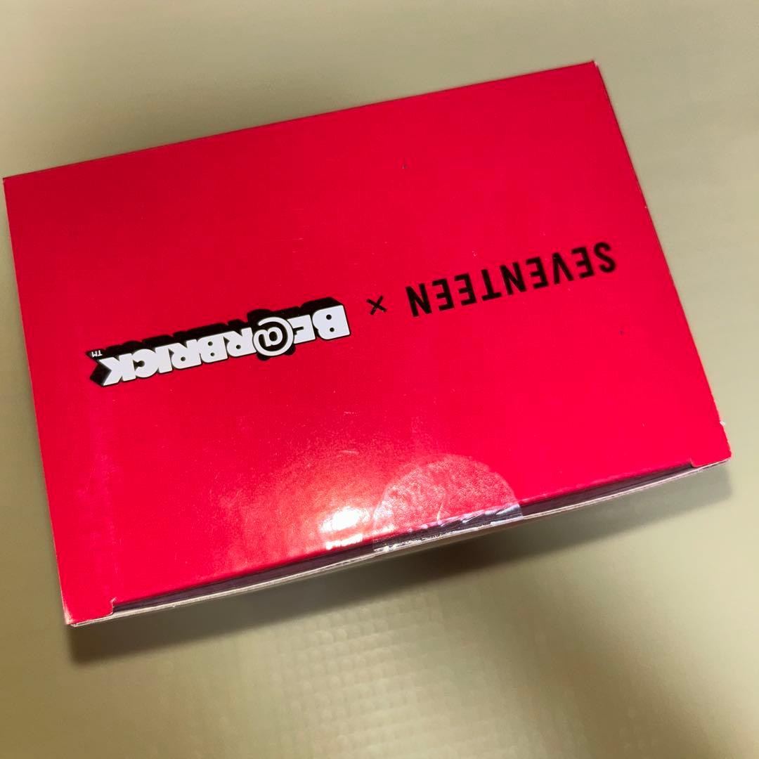 SEVENTEEN BE@RBRICK 400% 　ベアブリック　ウジ　トレカ