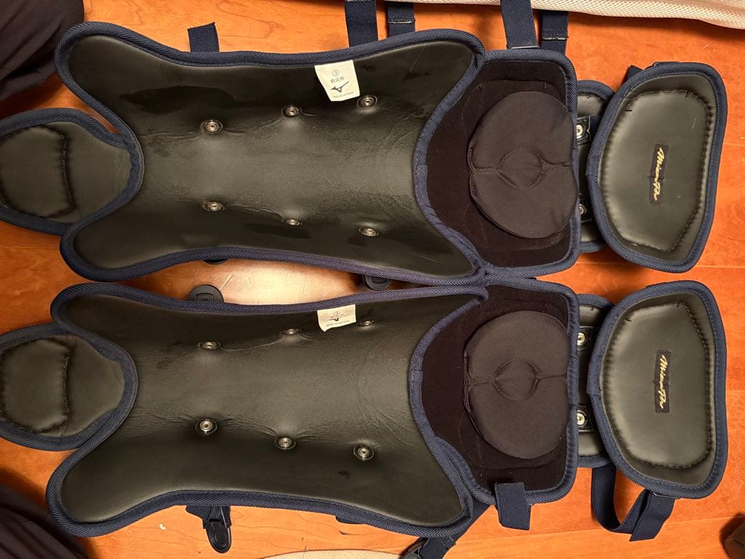 ギ*ス様 限定セール！極美品！ミズノプロ キャッチャー防具一式 M