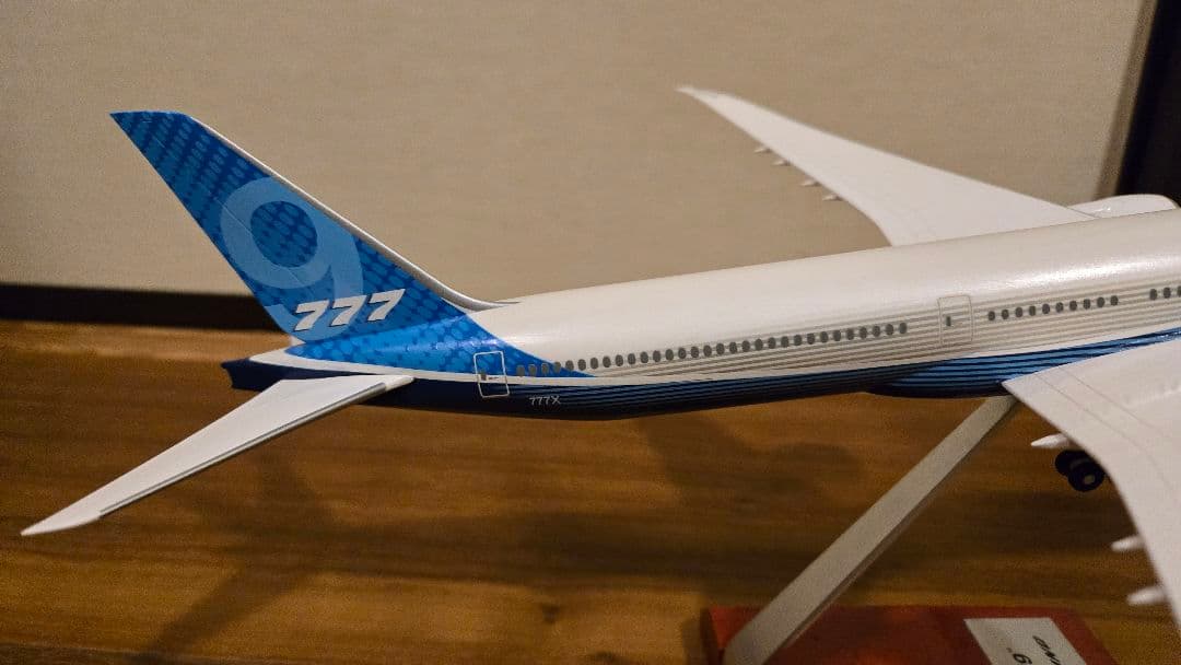 777X 777-9 1/200　ハウスカラー　ボーイング公式　模型