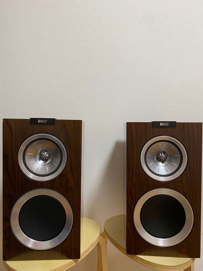 KEF R300 3ウェイスピーカー ウッド仕上げ KEF NewRシリーズ R300 を試聴しました。: アートクルーBLOG
