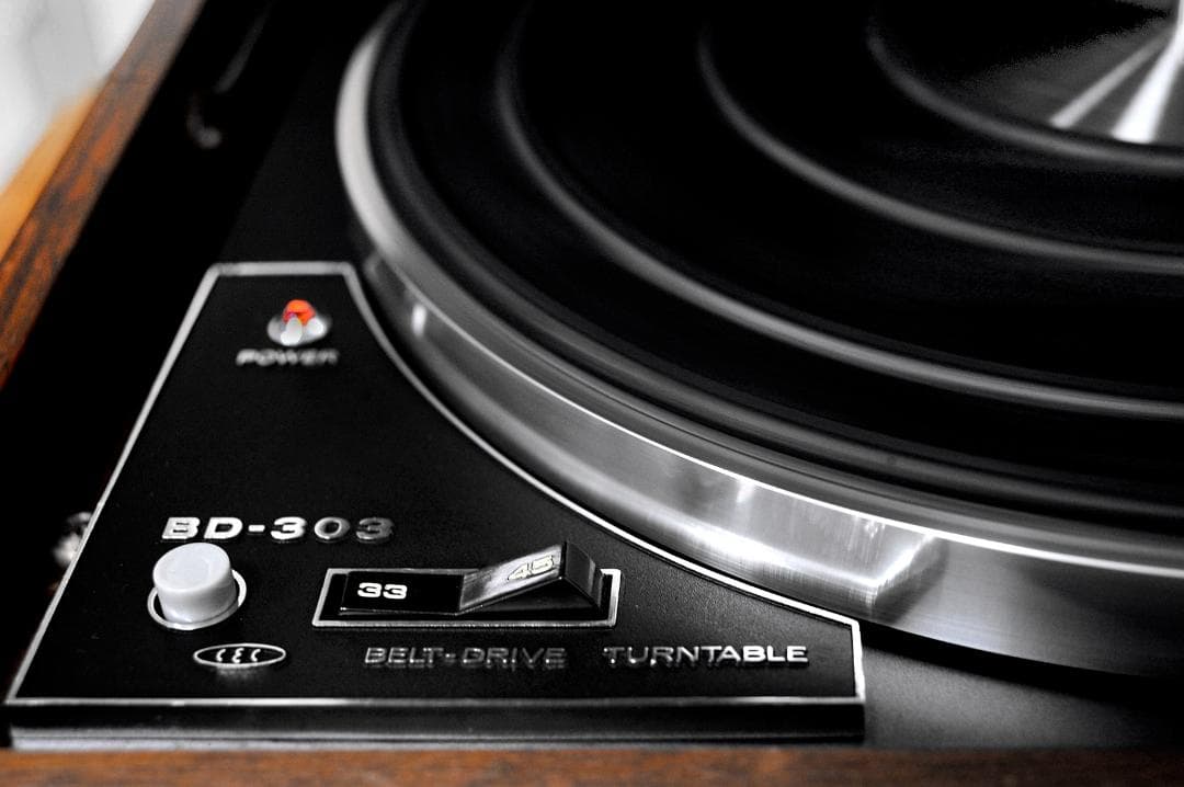 【来る4月計画の福岡分移転のため処分価格】CEC BL-303 プレーヤー♪