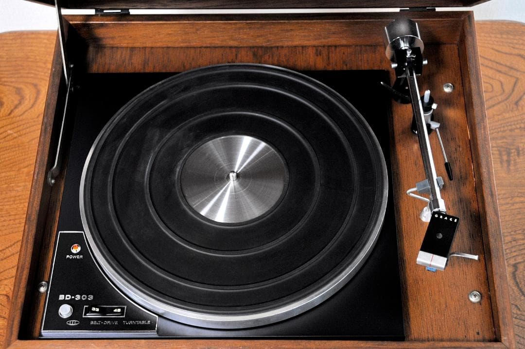 【来る4月計画の福岡分移転のため処分価格】CEC BL-303 プレーヤー♪