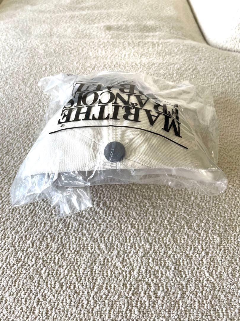 希少】新品未開封 マリテフランソワジルボー キャップ 韓国 チャウヌ