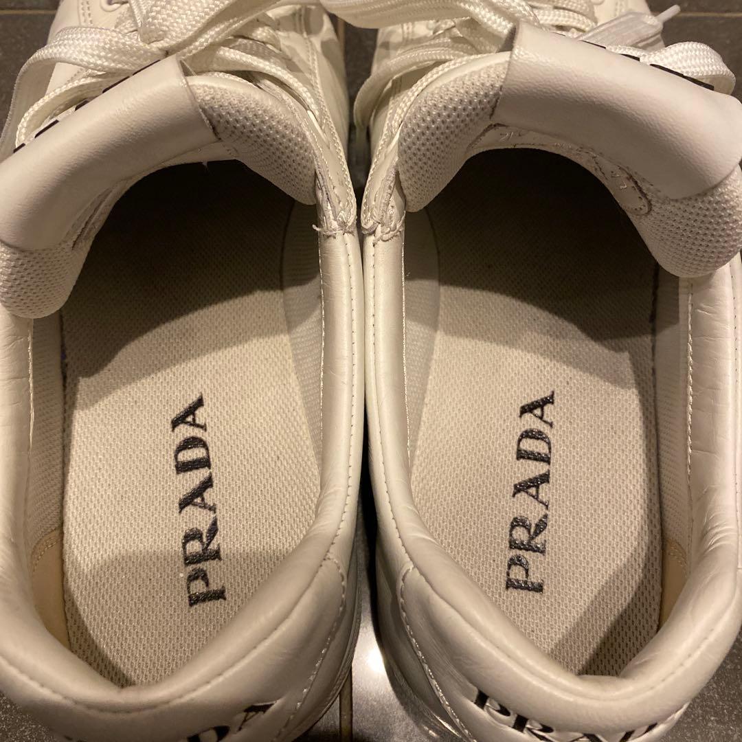 PRADA MILANO ホワイトスニーカー　28〜28.5cm 43